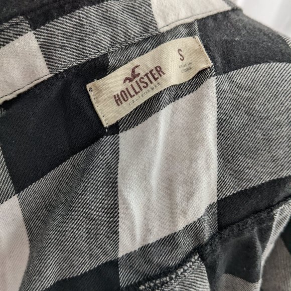 hollister womens small black and white plaid button down - Picture 4 of 4